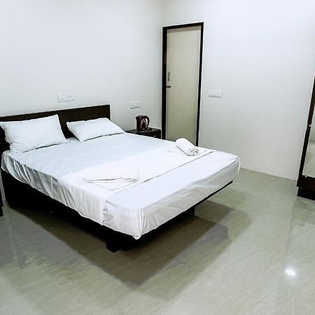 Hotel Indra Regency Thiruttani Exterior foto