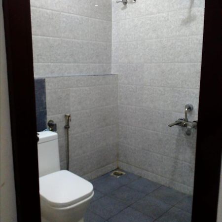 Hotel Indra Regency Thiruttani Exterior foto